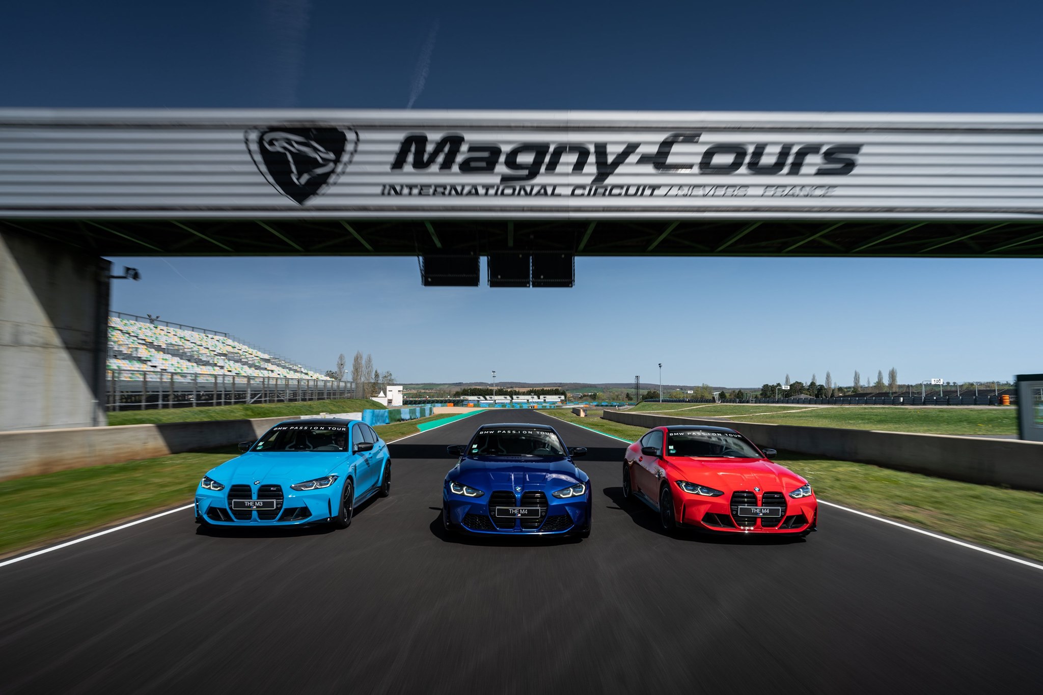 BMW PASSION TOUR AU CIRCUIT DE NEVERS MAGNYCOURSBMW AMPLITUDE